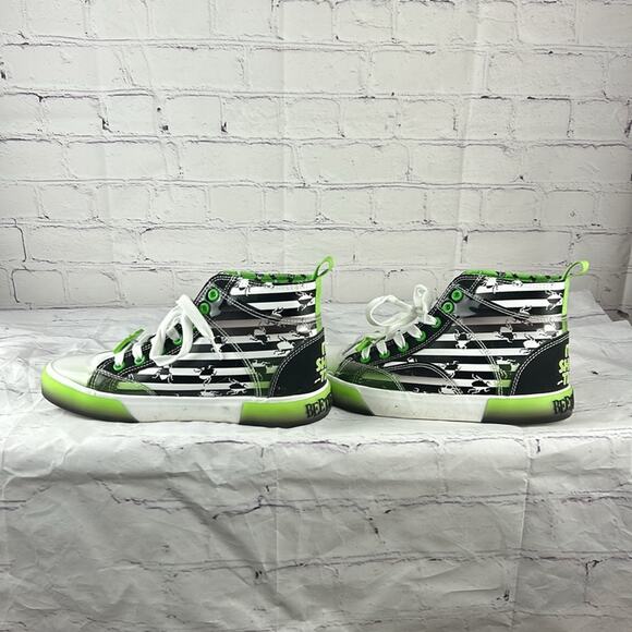 Beetlejuice High Top It’s Show Time Striped Neon Green Sneakers Women’s 7 - Picture 3 of 8